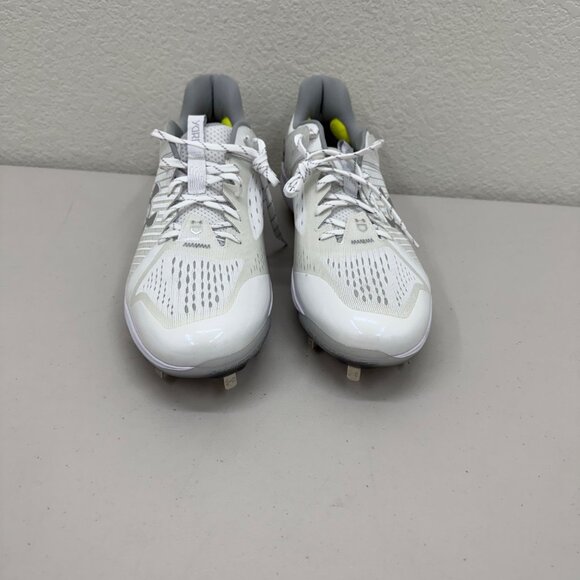 Under Armour Yard Low White Metal Baseball Cleats Shoes 3027060-100 Mens size 16 main image 4